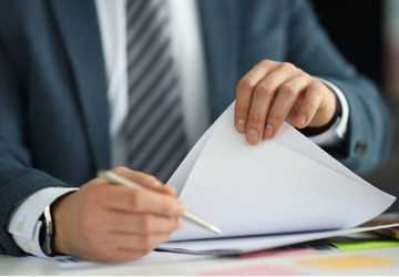 Who Benefits from Professional Indemnity Insurance